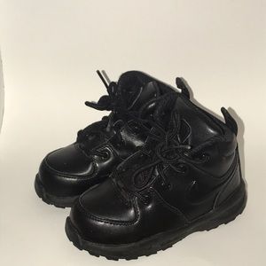 Nike ACG Boots